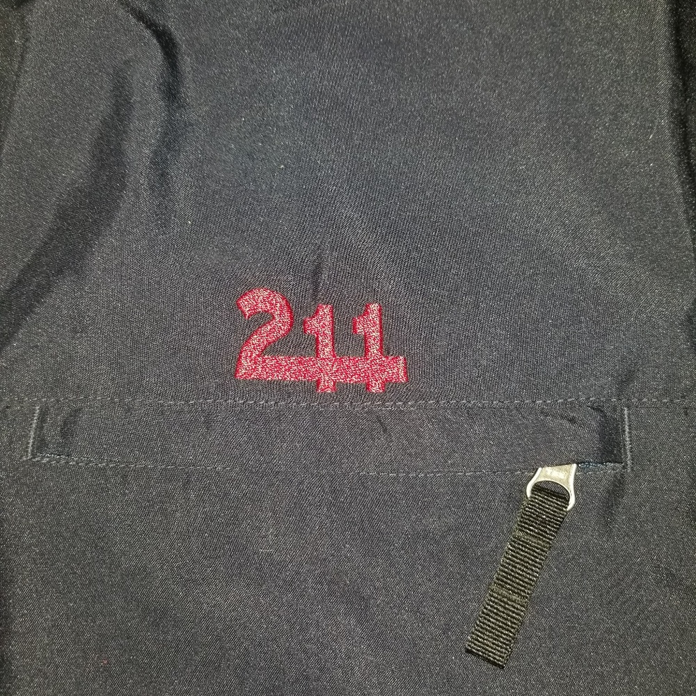 Cutter & Buck pullover jacket - Picture 5 of 7